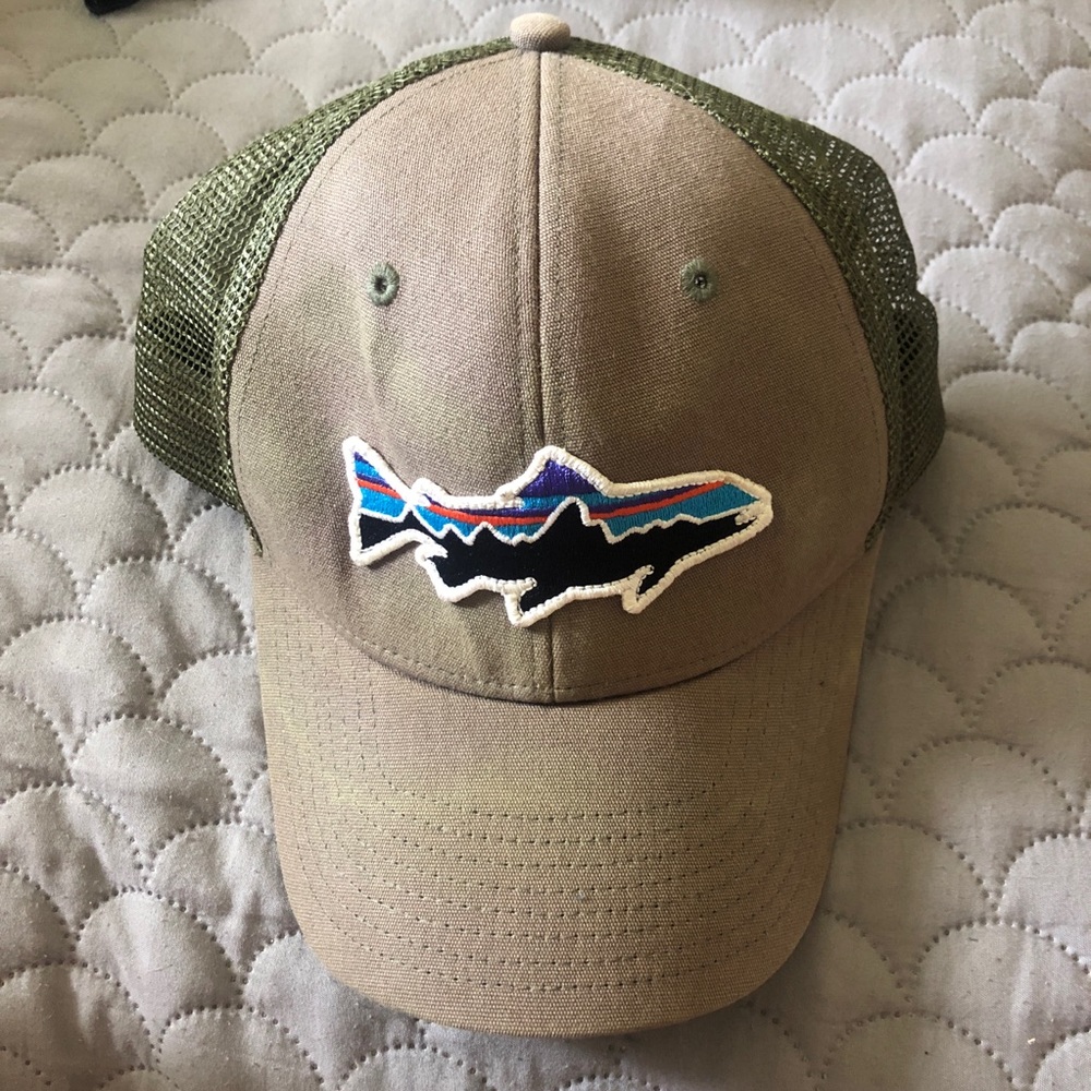 patagonia | green fish hat